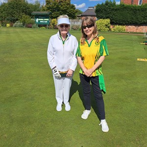 Finalists Ladies 2 Wood - Sue Lemon & Lara Higgins