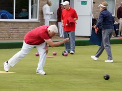 Bletchley St. Martins Bowls Club Singles fun day 30th August 2020 pt 3