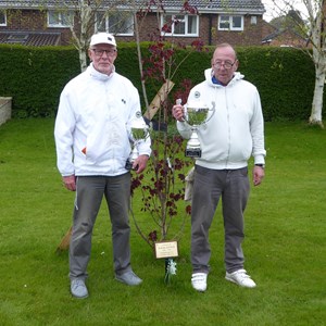 Winner Gordon Green (on R); RU Fred Kirby