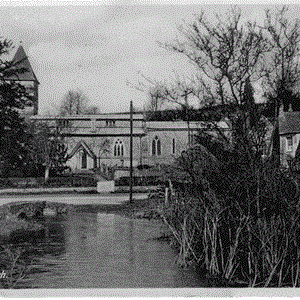 St. Peter's Church  A postcard sent to Mrs Malvern from Hilda on the 5th September 1949