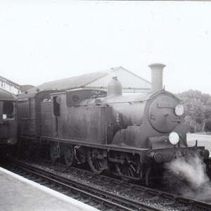Alton Railway Station c1950