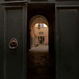 04. Lucca courtyard