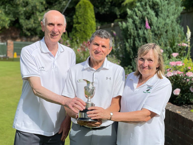 2025 CAPTAINS CUP TOURNAMENT WINNERS - Alan May, Paul Speller, Sue Currington