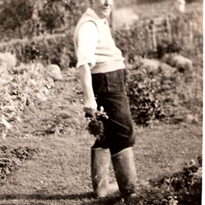 Bert Woodward, pub landlord