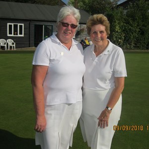 Ladies Champoionship:  Marion Keane  Left  Runner up.    Sheila O'Keefe  Winner.