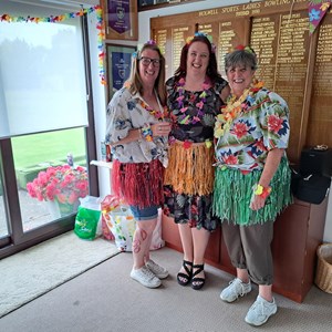 (l-r)) Sarah, Claire & President Sue