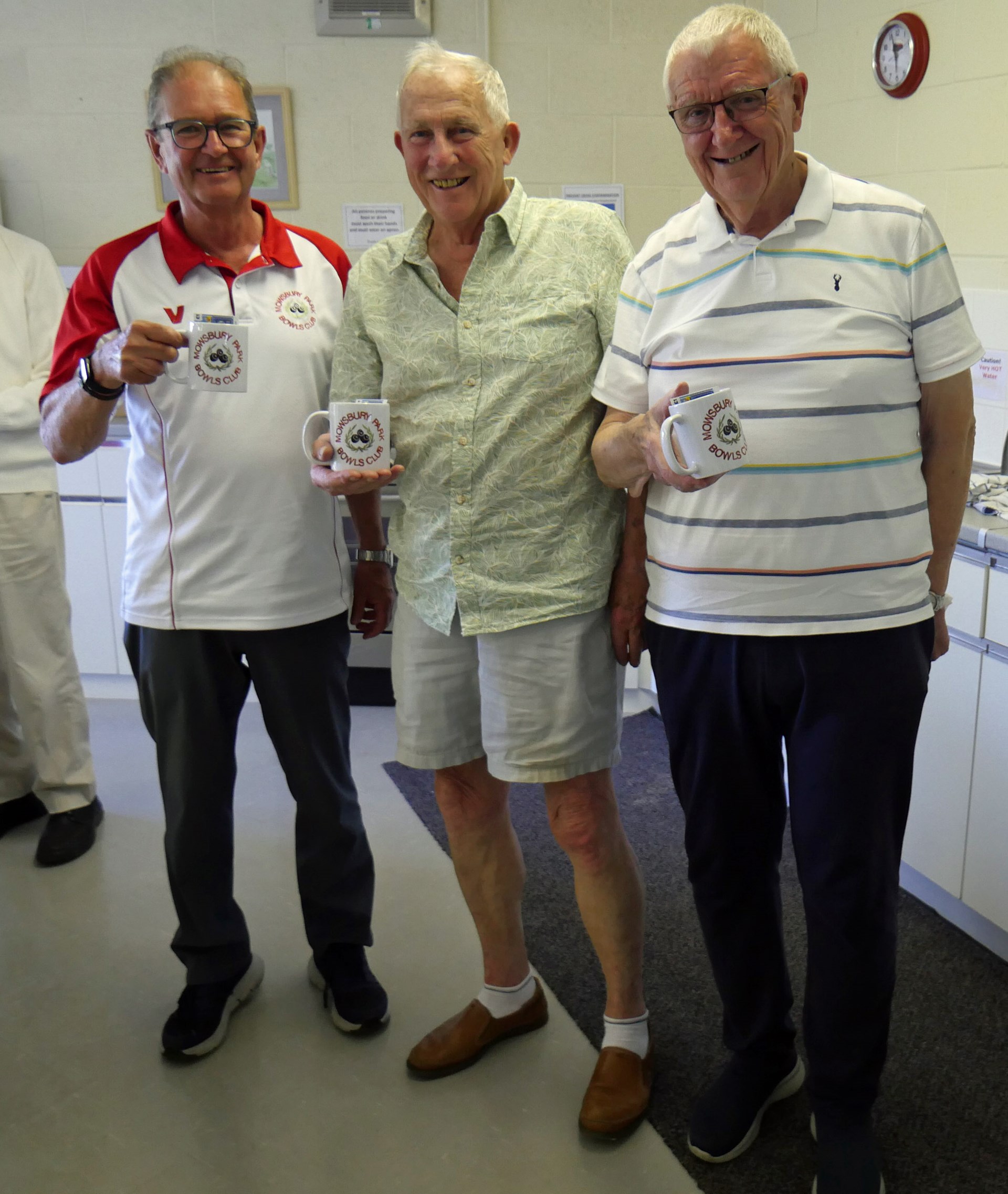 Top Rink winners with their much coveted Mowsbury Mugs