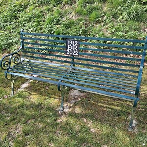 The Platinum Jubille Bench on the Village Green
