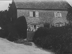 Ashmansworth Cross Lane Cottage