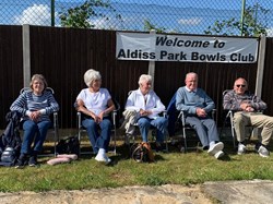 Aldiss Park Bowls Club Bucks Touring Team 22 May