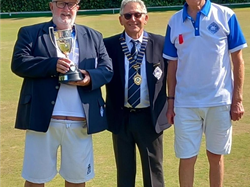 Left to Right, Mens Handicap Winner Neil Shaw and Runner Up Martin Hakes