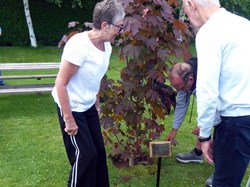 Smiths Dock Bowling Club Dave Little Memorial Tree 24/6