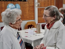 Braeside Bowling  Club PAT SHEPHERD 100th B'DAY