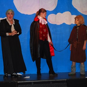 Chelford Players Drac and the Beanstalk - December 2015