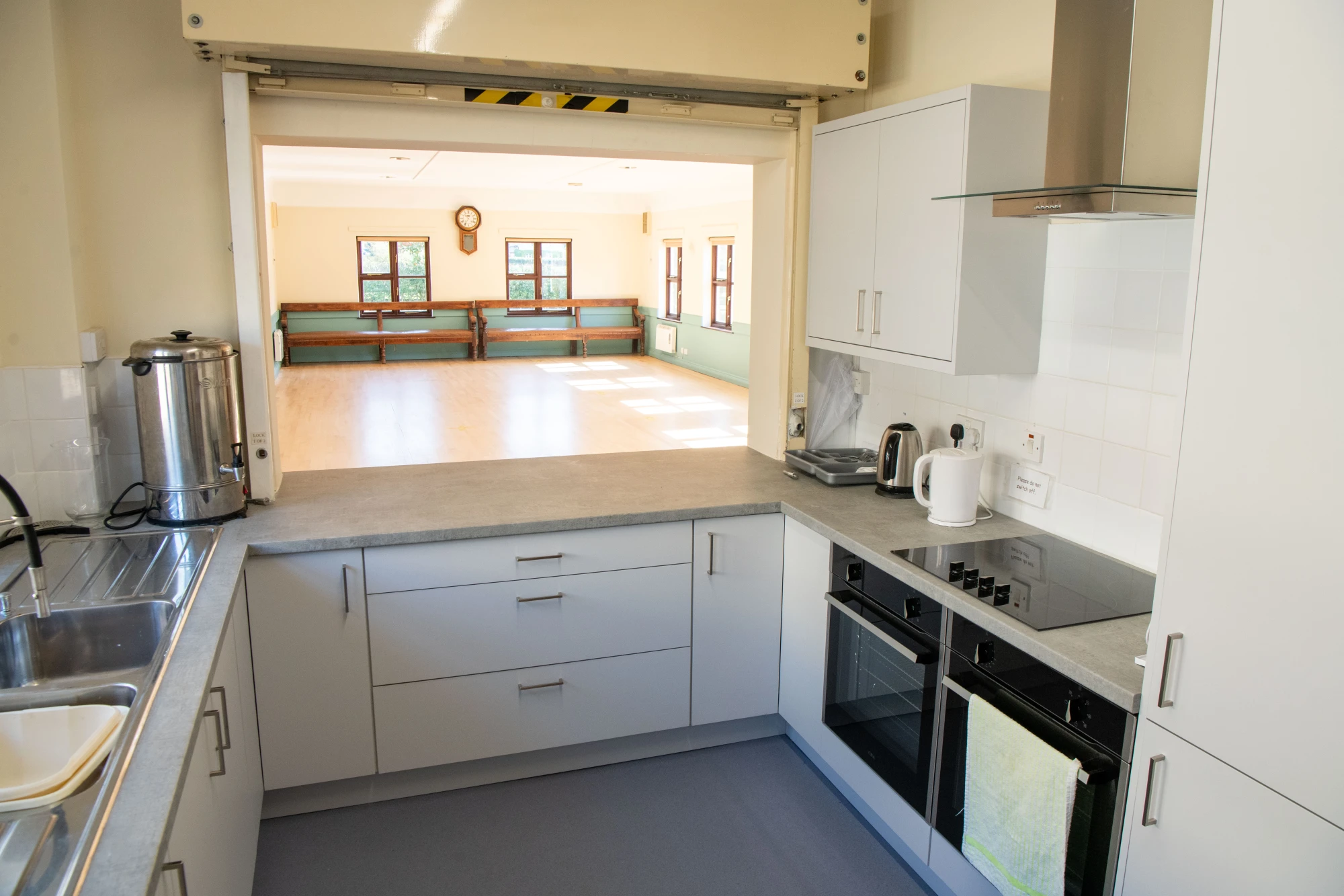 Kitchen and serving hatch