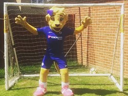 Chelsea mascot comes to town