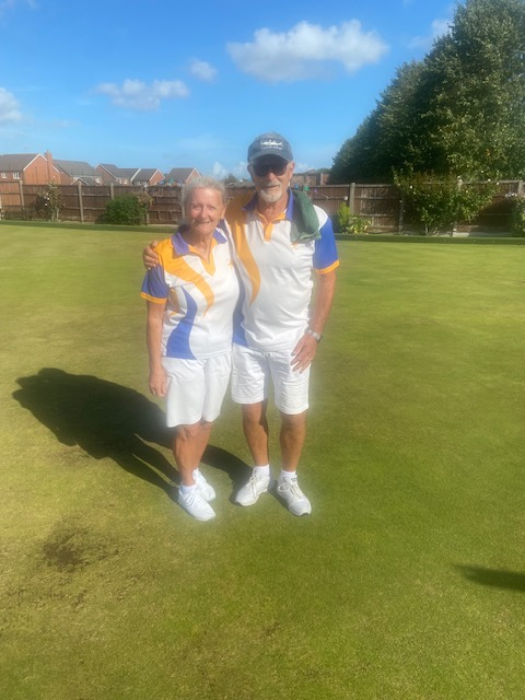 Winner Michelle Hardy - Mike Moores
