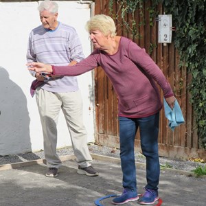 Bonnie gets the point.