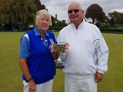 Des Horn winner of Ladies Senior Championship