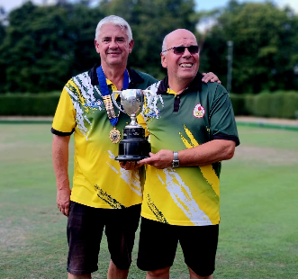 2026 winners Paul Blunden and Tony Cooper of Howard Park