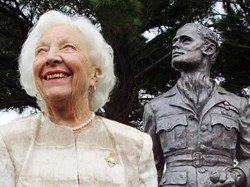 Bucklebury History Group Gp Capt Sir Douglas Bader CBE DSO DFC DL