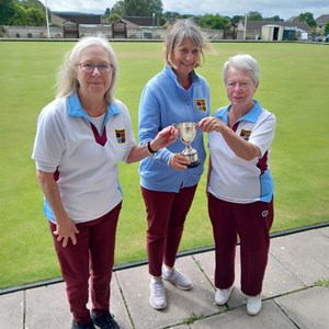 Elaine Eyers & Mary Hole Ladies 2 wood Pairs