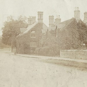 South Collingham House c 1890s. The Browne family were tenants her from c 1909 to the late 1920s