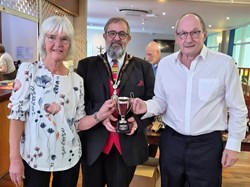 Maz Howe & Polo Winners of Mixed Drawn Pairs