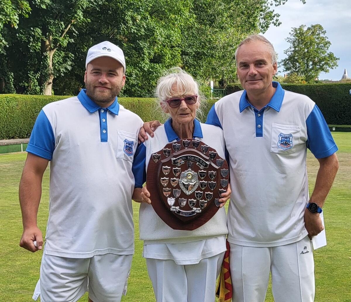 Jack  Carline, Terry Carline and Denise Latter Winners  overall of the Castle Trophy 2022
