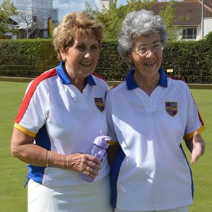 Ladies 2 Wood  Winner Pat Aggarwal (right)  Sheila O'Keefe (left)