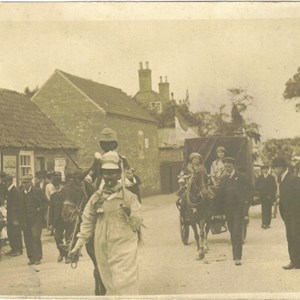 The Peace Celebration procession passes Aberdeen House 1919