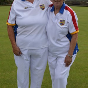 Ladies Handicap Winner Mary Bond (left)  Runner up Gill Williams (right)