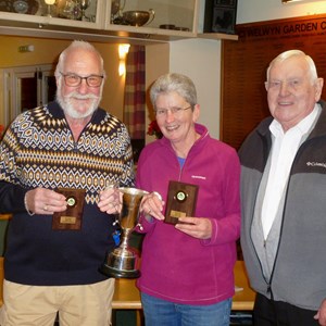 Robin Bramson and Elaine Wulcko, winners of the Drawn Pairs 2022, receiving the Trophies from President Fred Goodege