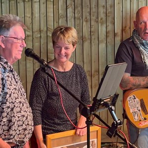 Paul, Margo and singer Ian Stewart