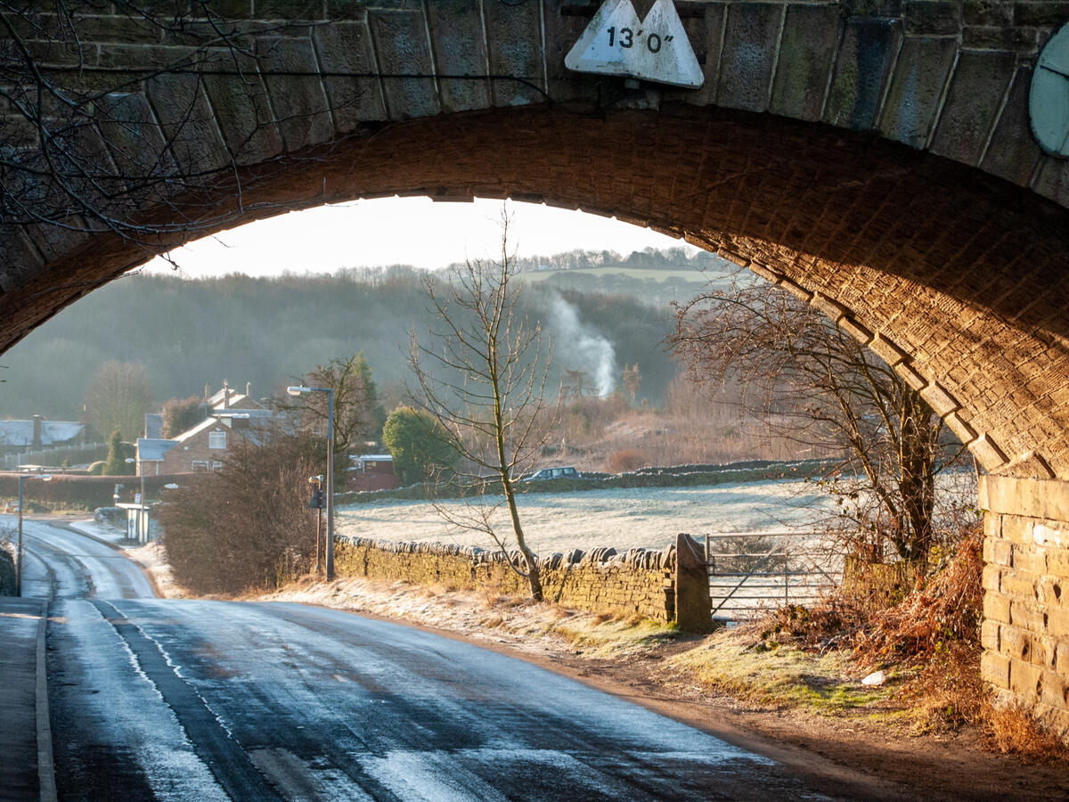 A frosty view under Cote Lane bridge