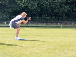 Nicola eyes up an early lead