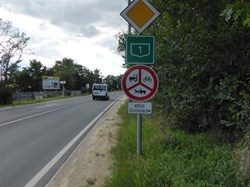 Tatabanya M1 road sign
