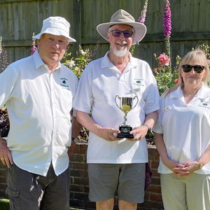 2024 YARDSTICK TOURNAMENT WINNERS - Peter Jennings, Sue Currington, Godfrey Andrews