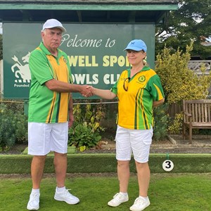 Mark Simmons & Lara Higgins Novice Finalists