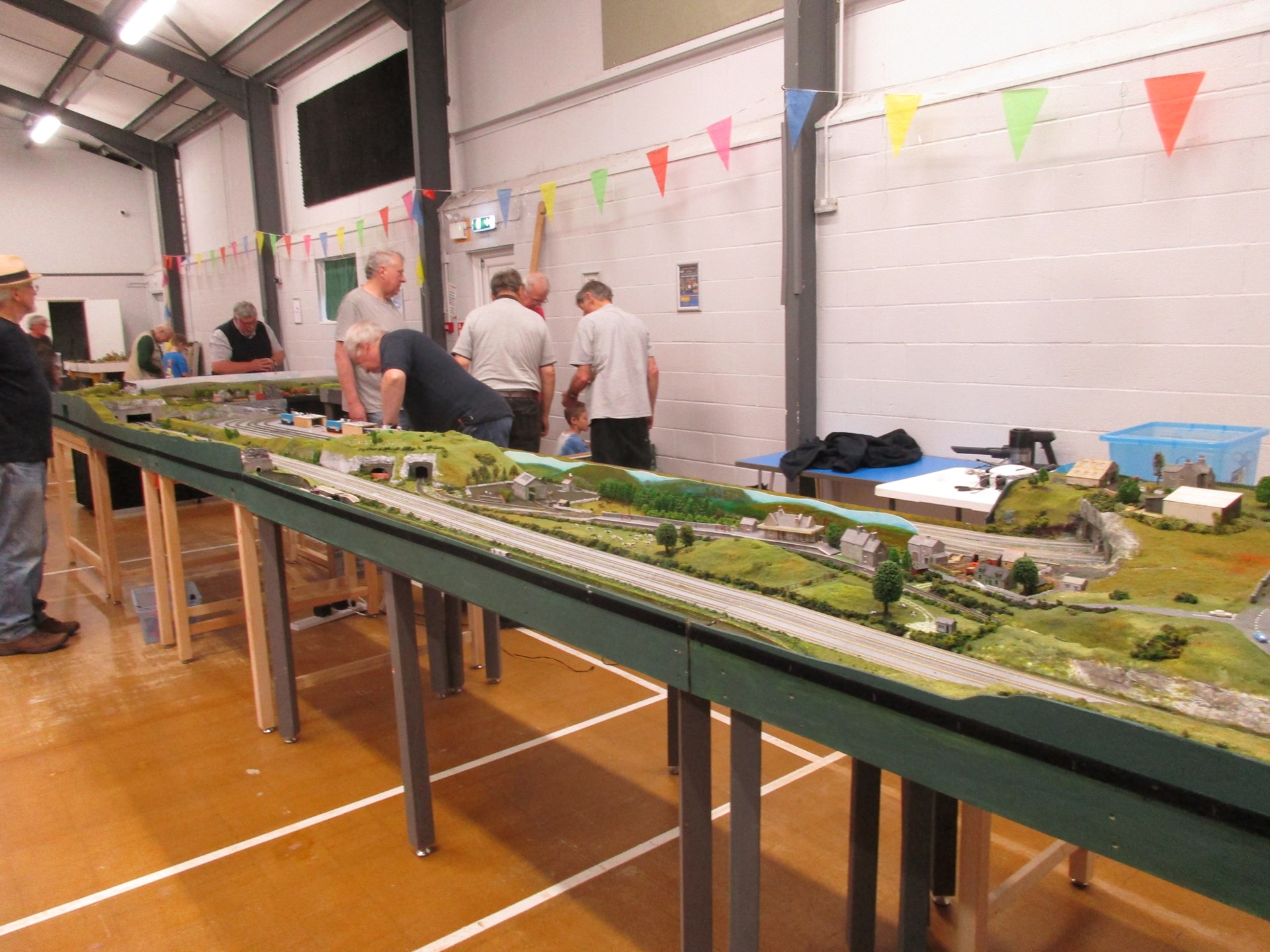 N Gauge Society - IoW Area Group About