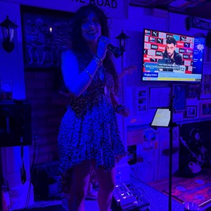 Alvor karaoke at its best?