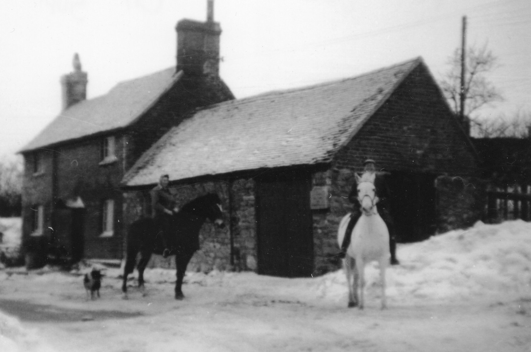 February 1963 Roz & Dick Boughton outside The Old Forge