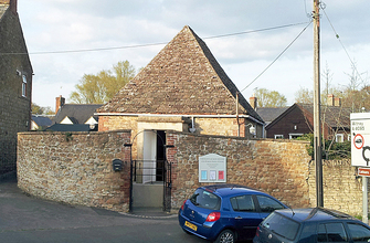 Faringdon Quakers Home