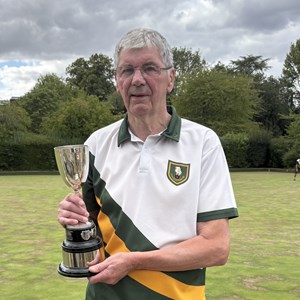 MENS CHAMPION : Bob Reynolds