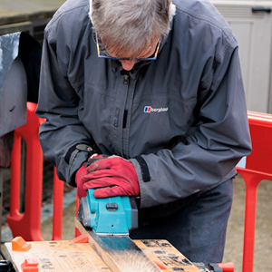 Oakley Men's Shed Our Cala sponsor visits