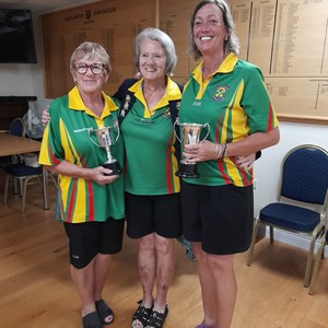Valance Cup Margaret, Jan and Lisa