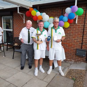 28/ Martin Taylor with the Fixed Jack Trophy and Runner up John Hastings