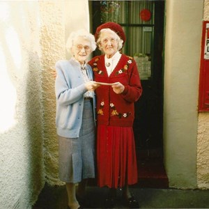 Mrs Olive Story and Mrs Agnes Mallinson at The Old Post Office KOE