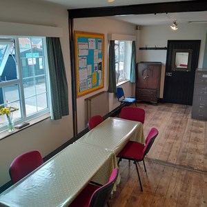 Practical wipeable PVC tablecloths provide a crafting space that is easy to keep clean.