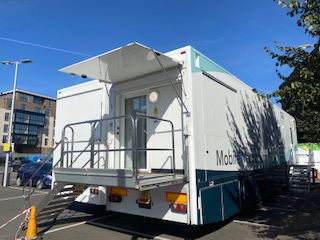 The Eye Van at Farnborough Sainsbury's.